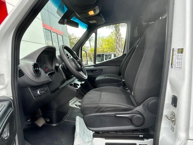 2023 Mercedes-Benz Sprinter 2500 Standard Roof 4-Cyl Gas