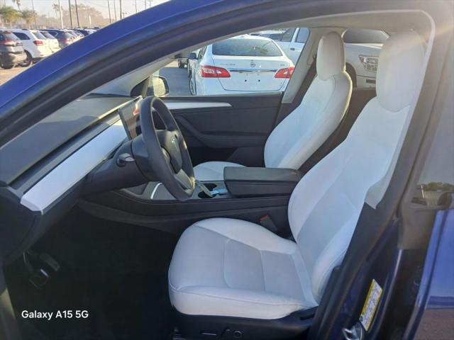 2022 Tesla Model Y Long Range Dual Motor All-Wheel Drive
