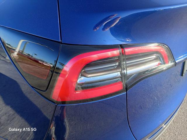 2022 Tesla Model Y Long Range Dual Motor All-Wheel Drive