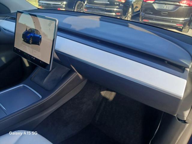 2022 Tesla Model Y Long Range Dual Motor All-Wheel Drive