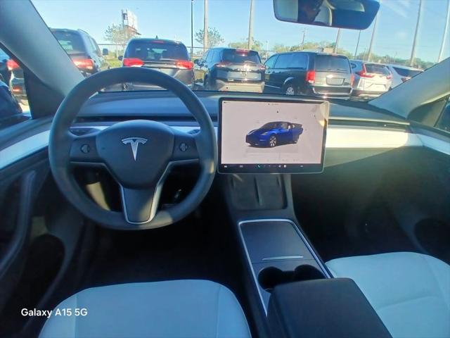 2022 Tesla Model Y Long Range Dual Motor All-Wheel Drive
