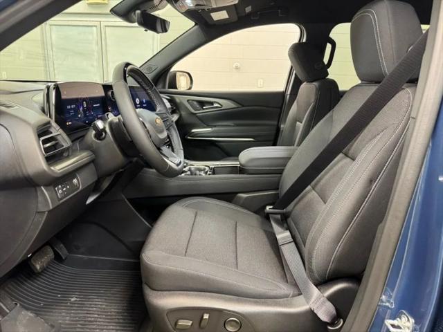 2026 Chevrolet Traverse FWD LT