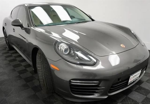2014 Porsche Panamera GTS