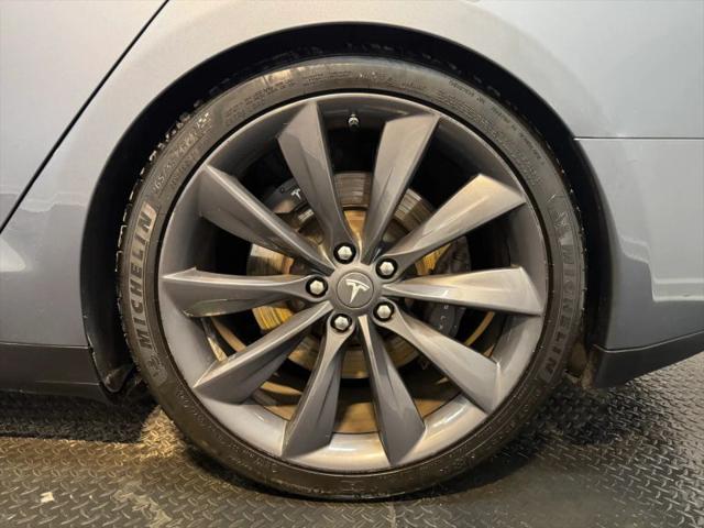 2013 Tesla Model S Performance