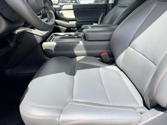 2025 Ford Expedition Active MAX