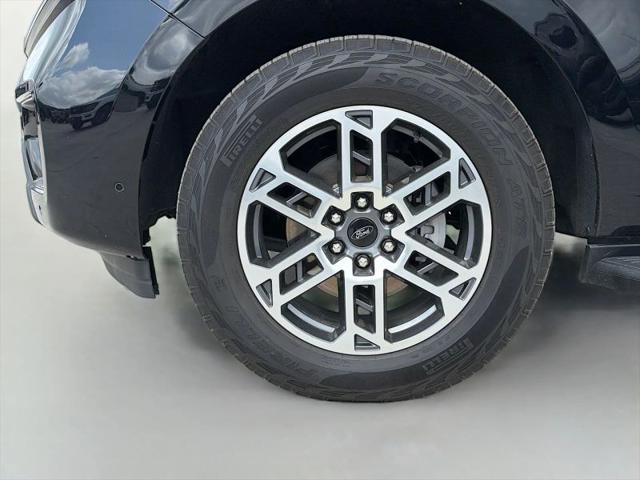 2025 Ford Expedition Active MAX