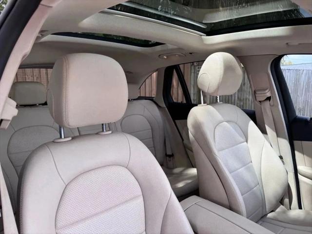 2022 Mercedes-Benz GLC 4MATIC SUV