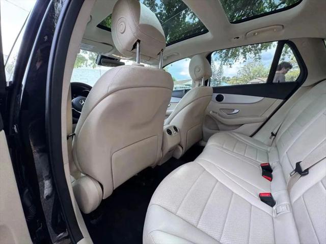 2022 Mercedes-Benz GLC 4MATIC SUV