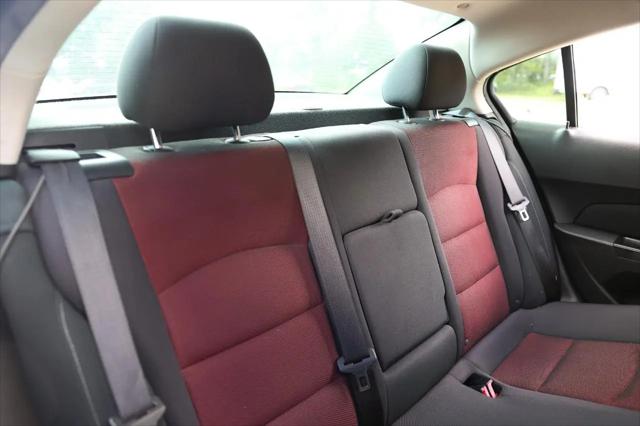 2011 Chevrolet Cruze 1LT