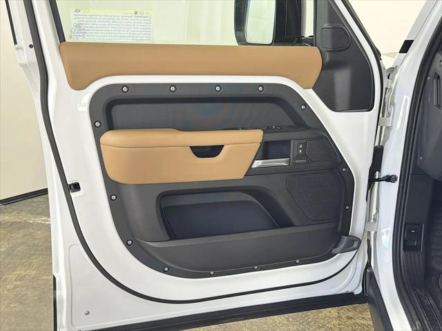 2026 Land Rover Defender P400 X-Dynamic SE