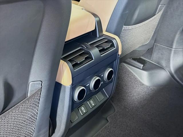 2026 Land Rover Defender P400 X-Dynamic SE