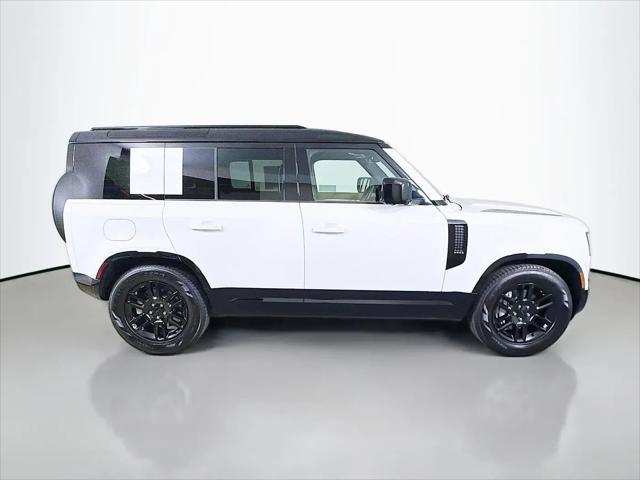 2026 Land Rover Defender P400 X-Dynamic SE