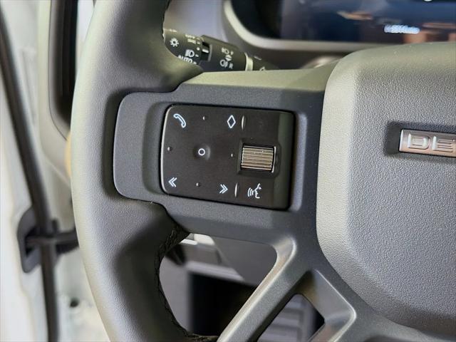 2026 Land Rover Defender P400 X-Dynamic SE