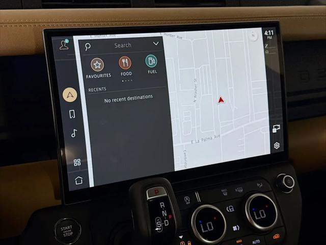 2026 Land Rover Defender P400 X-Dynamic SE
