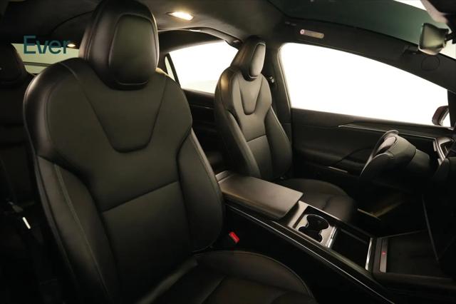 2023 Tesla Model X Plaid Tri Motor All-Wheel Drive