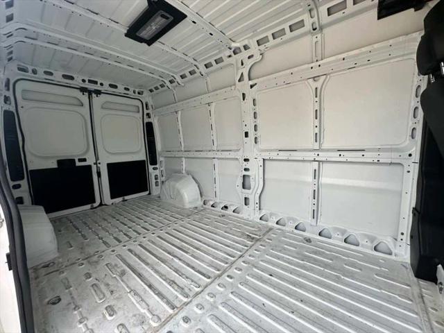 2025 Ram ProMaster 2500 Cargo Van Tradesman High Roof 159" WB w/Pass Seat