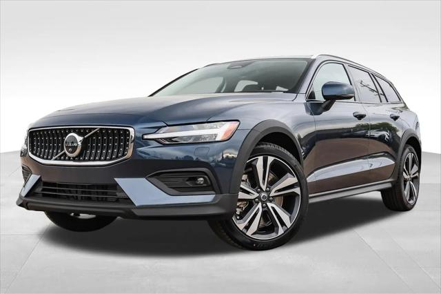 2026 Volvo V60 Cross Country Plus, B5 AWD Gas (mild hybrid) for sale in Fresno, CA