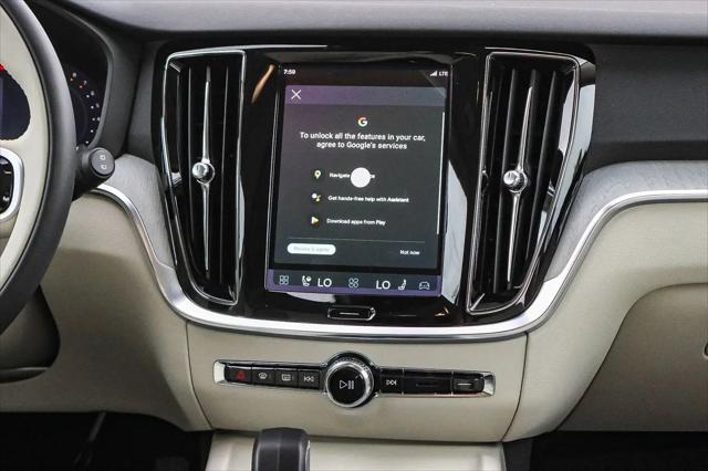 2026 Volvo V60 Cross Country Plus, B5 AWD Gas (mild hybrid)