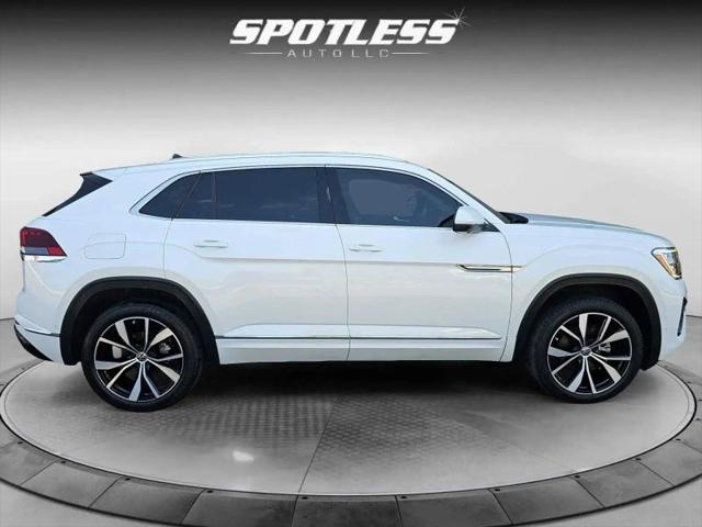 2024 Volkswagen Atlas Cross Sport 2.0T SEL Premium R-Line