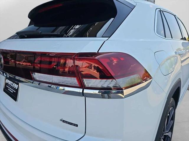 2024 Volkswagen Atlas Cross Sport 2.0T SEL Premium R-Line