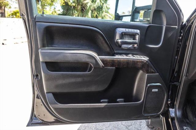 2015 GMC Sierra 3500HD Denali