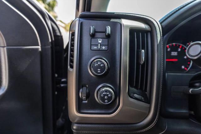 2015 GMC Sierra 3500HD Denali