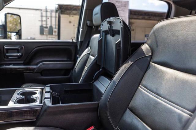 2015 GMC Sierra 3500HD Denali