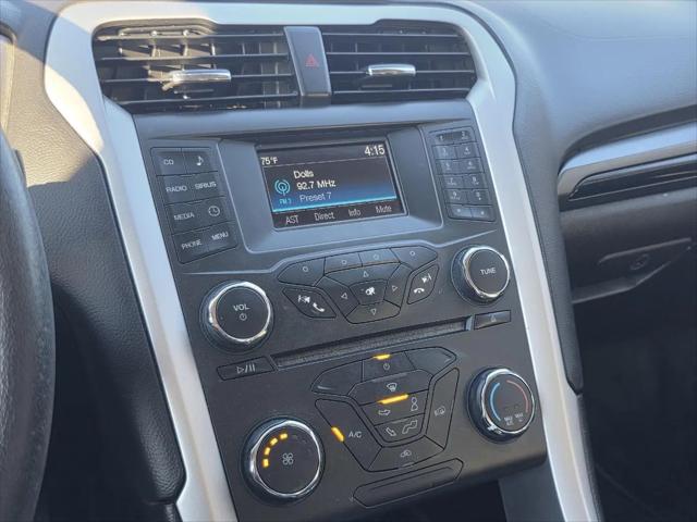 2016 Ford Fusion SE