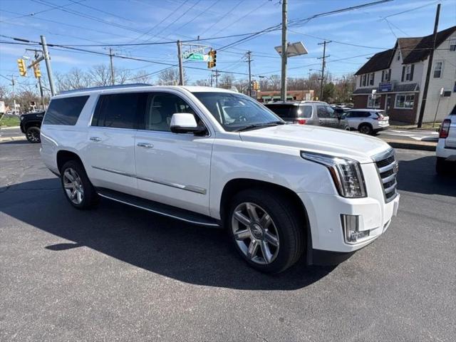 2020 Cadillac Escalade ESV 4WD Luxury