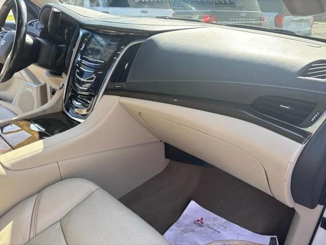 2020 Cadillac Escalade ESV 4WD Luxury