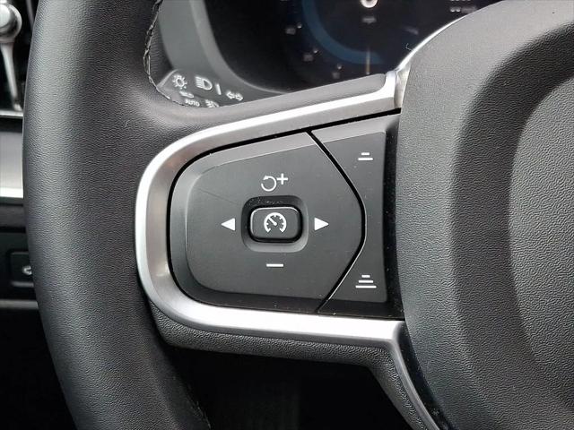 2023 Volvo XC60 B5 Core