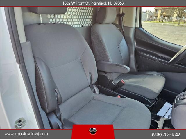2019 Nissan NV200 SV