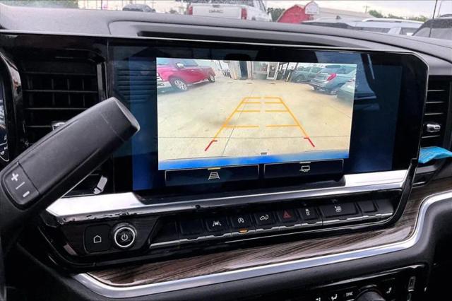 2023 Chevrolet Silverado 1500 2WD Crew Cab Short Bed LT