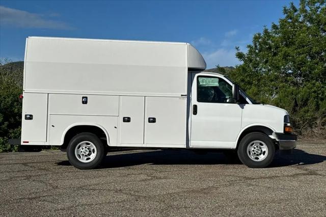 2026 Chevrolet Express Cutaway Work Van