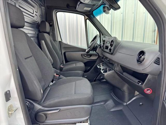 2024 Mercedes-Benz Sprinter 2500 High Roof 4-Cyl Diesel