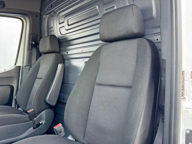 2024 Mercedes-Benz Sprinter 2500 High Roof 4-Cyl Diesel