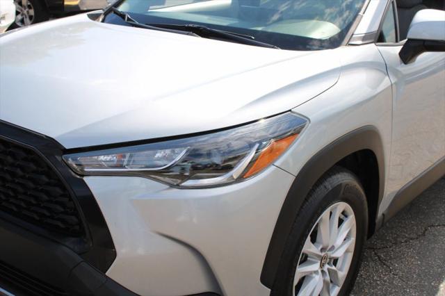 2022 Toyota Corolla Cross LE