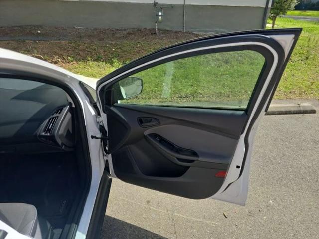 2013 Ford Focus S