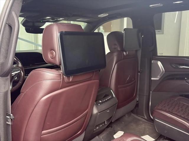 2022 Cadillac Escalade ESV 4WD Premium Luxury Platinum