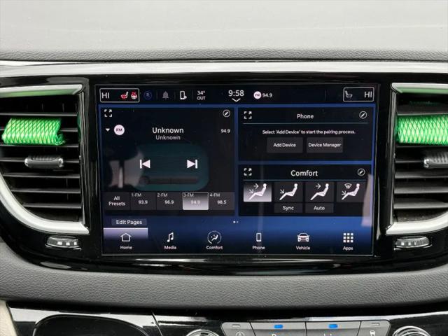 2024 Chrysler Pacifica Touring L