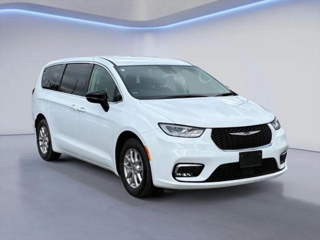 2024 Chrysler Pacifica Touring L for sale in Knoxville, TN
