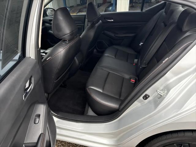2021 Nissan Altima SR FWD