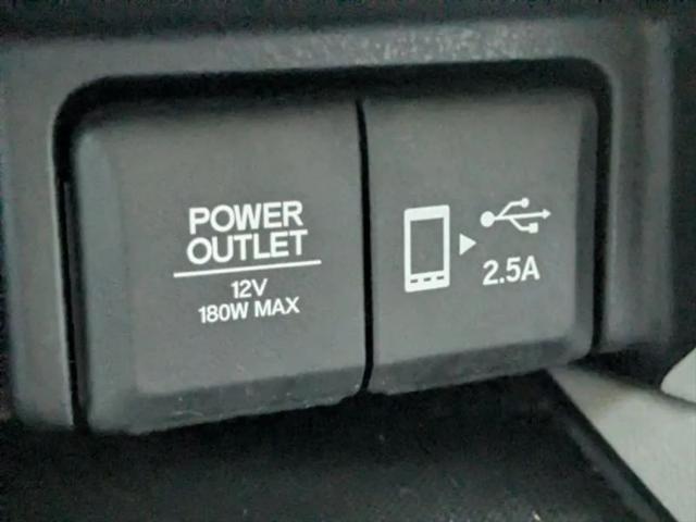 2021 Honda Pilot 2WD Touring 8 Passenger