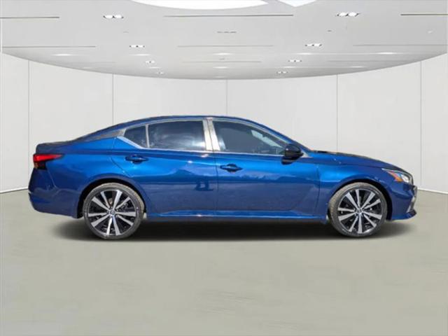 2020 Nissan Altima SR FWD