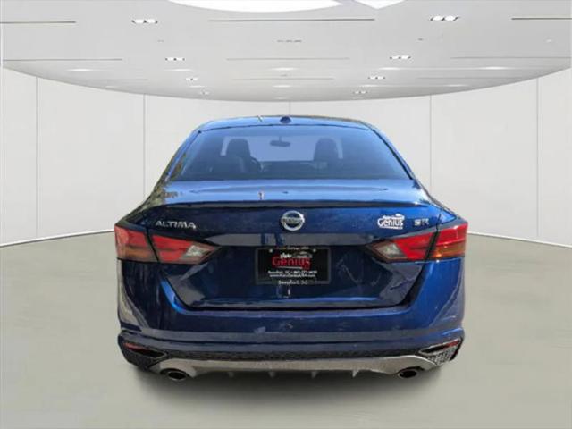 2020 Nissan Altima SR FWD