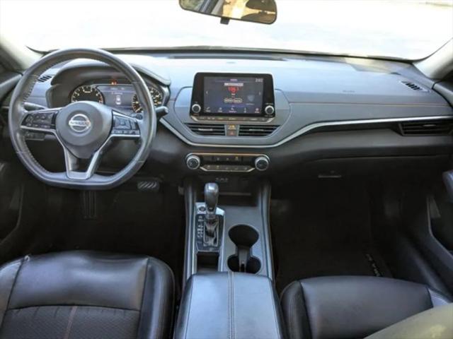 2020 Nissan Altima SR FWD