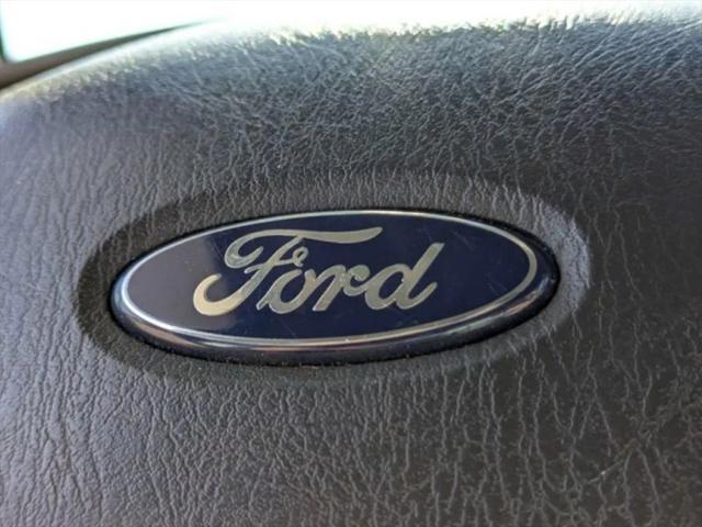 2006 Ford E-350 Cutaway Base