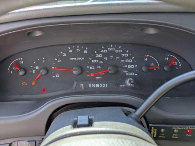 2006 Ford E-350 Cutaway Base