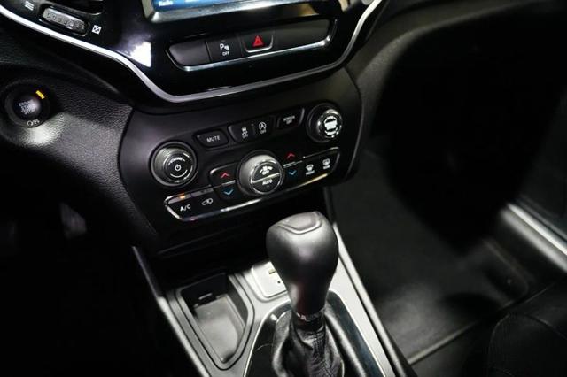 2020 Jeep Cherokee Limited FWD