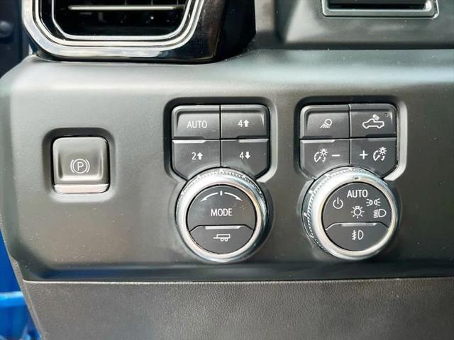 2023 GMC Sierra 1500 4WD Crew Cab Standard Box AT4